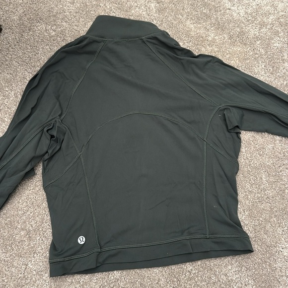 LULULEMON Cropped Sage Green Quarter Zip 6 - Picture 3 of 5